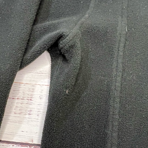 Girls The North Face size large black fleece jacket - Picture 2 of 10